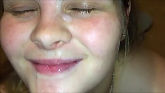 Eine Teenagerin Gibt Einen Erstaunlichen Blowjob Und Bekommt Eine Gesichtsbehandlung In Diesem Selbstgemachten Video