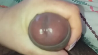 Không Xuất Tinh, Không Có Bất Ngờ Lớn: Video Này Có Cảnh Handjob Nóng Bỏng