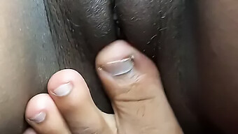 Indian Girl Masturbates On Camera