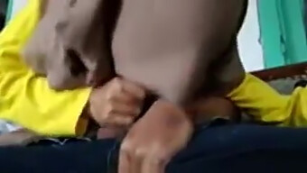 Indonesian Teen (18+) Enjoys Handjob And Blowjob