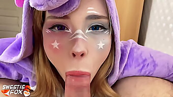 Si Cantik Unicorn Berpantat Besar Memberikan Blowjob Dan Bercinta Dengan Keras - Video Pov