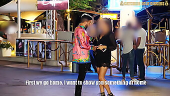 Belle Pute Ukrainienne Prend Son Pied Avec Une Grosse Bite En Public