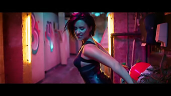 Assista Ao Clipe Mais Visto De Demi Lovato No See Through