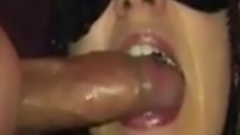 Amateur Duits Stel Geniet Van Facial Cumshots