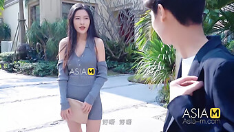 Asian Teen (18+) Enjoys Oral Sex And Cumshot In Hd Video