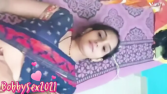 Indian Bhabhi Bobby'S Hot Cumming In Mouth Video