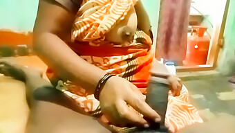 Indian Auntie'S Close-Up Cumshot In Hd Video