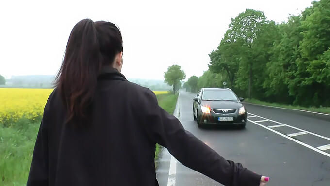 Ragazze Tedesche Affamate Di Cazzo Si Fanno Scopare Le Loro Strette Fighe Da Grandi Cazzi