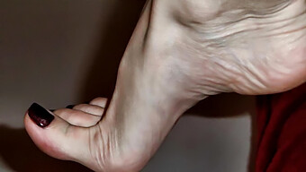 Foot Fetish Compilation Featuring Arches