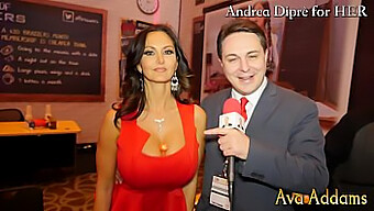 Η Ava Addams Και Η Andrea D'Andrea Συμμετέχουν Σε Αισθησιακό Παιχνίδι Με Το Στήθος