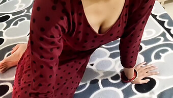 Milf In Indian Desi Stepmom Teaches Stepson How To Satisfy His Girlfriend In Hindi Audio Video