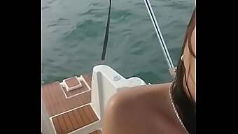 Follando Sexy En Un Barco Para Tu Placer